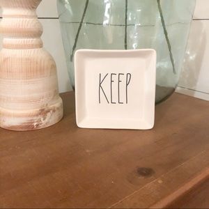 Rae Dunn Square Keep